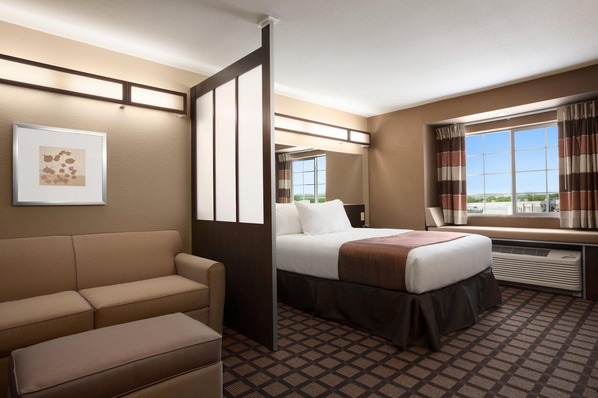 Garner Hotel Gonzales By Ihg Bagian luar foto